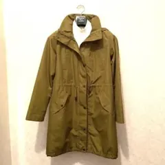 美品　SANYOのカーキ色のモッツコート