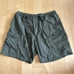 UNIQLO ナイロンギアショートパンツ オリーブ XXLのサムネイル