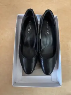 ♡LES MUES プレーンパンプス　5.5cmヒール　22.5cm 3E♡