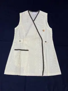 アイボリー刺繍ノースリーブエプロン