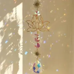 サンキャッチャー 蓮 ロータス 太陽 インテリア雑貨 癒し クリスタル