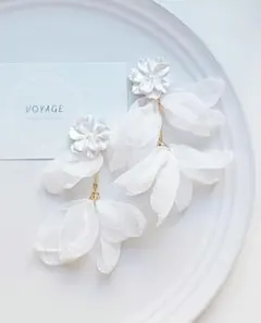 【再販】シフォン ピアス イヤリング ブライダル フラワー ハンドメイド