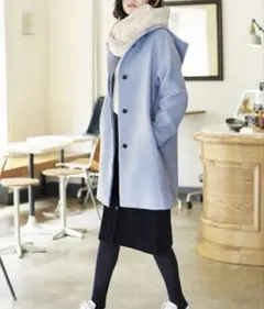ユニクロUNIQLOスヌード マフラー ファータッチ ベージュのサムネイル