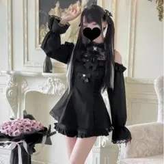 ブラック フリル付きオフショルダーセット