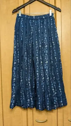 SALE ネイビー 幾何学模様 フレアスカート