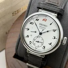 Item thumbnail for item ad9852ec-c54e-413d-94ad-bf9e39a14cfb