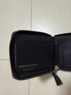 COMME des GARÇONS 二つ折り財布のサムネイル