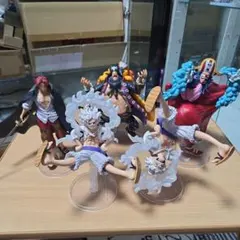 一番くじ　ワンピース　新四皇　フィギュアまとめ売り