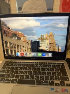 MacBook Air本体13インチ　ケース・充電器付き