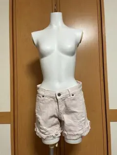 deicy デイシー　ベビーピンク　ダメージ　デニム　　ショートパンツ　サイズ1のサムネイル