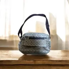 多機能　APFELS ショルダーバック　肩掛け　ナイロン　レア　ポケット多い⭐️