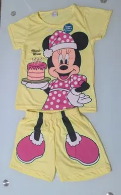ミニーマウス パジャマセット 100cm.