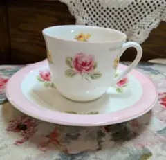 2339:薔薇のカップ＆ソーサー　イヴ・サンローラン　新品未使用