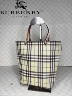 Burberry バーバリー　ハンドバッグ　M01のサムネイル