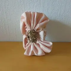 ピンクリボン付きヘアクリップ