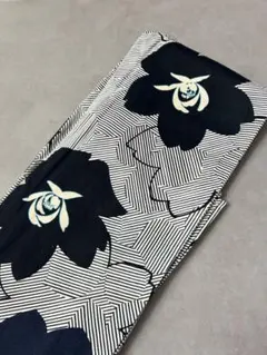 お任せ白半幅帯つき◇ノー皺加工最高級カルキュロ◇上品黒地菖蒲アヤメ