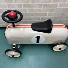 Item thumbnail for item da54be8e-75af-44c4-81bc-48847781928b