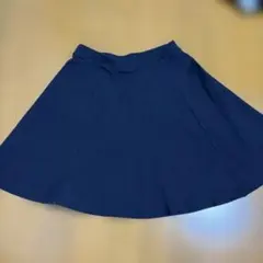 UNIQLO ユニクロ ネイビー ひざ丈 スカート Mのサムネイル