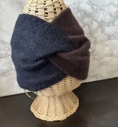 Item thumbnail for item 23168877-c9e5-4629-ba26-f3bc82fc7483