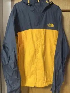 ノースフェイス　ジャンパー（ブラック×イエロー）