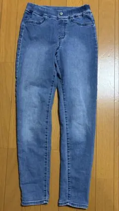 GU キッズデニムストレートパンツ　150センチ