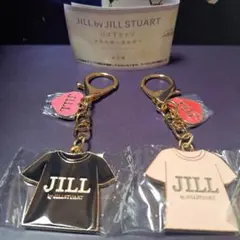 JILLSTUART ロゴTシャツ メタルキーホルダー カプセルトイ