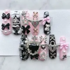 【ゴテゴテネイル】地雷系量産型 ネイルチップピンクブラック リボンハート