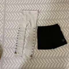 グレーのレギンスと黒のインナーパンツ