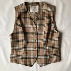 ✨希少✨BURBERRY ノースリーブベスト サイズ40 黒　ノバチェック ✨希少✨BURBERRY ノースリーブベスト サイズ40 黒 ノバチェック