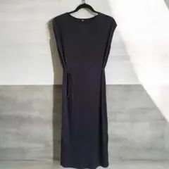 [未使用]　値引き　UNIQLO ユニクロ　ブラック ノースリーブワンピース S