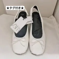 ★タグ付き★ ZARA バレエシューズ ホワイト リボン フラットシューズ 35のサムネイル