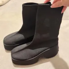 厚底ショートブーツ ブラック ストレッチブーツ
