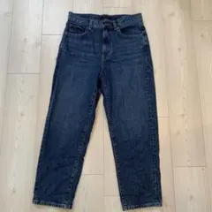 ユニクロ テーパードジーンズ 25(63.5)