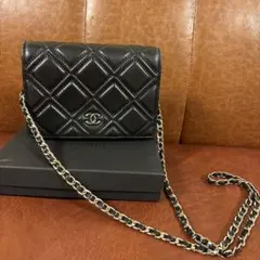 CHANEL チェーンウォレット