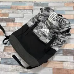 adidas 幾何学模様 バックパック リュックサック