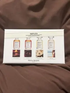 出*雲様 メゾンマルジェラ REPLICA ミニチュア香水セット 4本入 - メルカリ