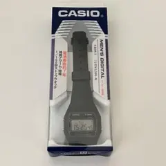 CASIO　動作品　スクエア　美品　チプカシ　ユニセックス腕時計　男女兼用のサムネイル