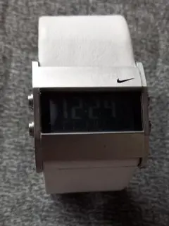 nike ナイキ　腕時計　oregon spuare wa0038 レザーバンドのサムネイル