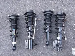 GR86 純正サスペンションキット　サスキットzn6 BRZ zc6 GR86 純正サスペンションキット サスキットzn6 BRZ zc6 - メルカリ