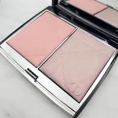 Dior スキン　ルージュ　ブラッシュ　カラー＆グロウ　フェイスパウダー　287