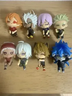 ツイステッドワンダーランド　ハグコット　ミニフィギュア　8体