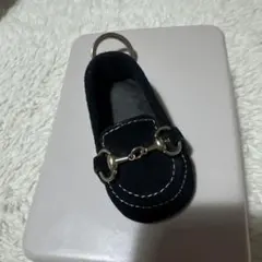 スエード 黒 ローファー風 キーホルダーチャーム