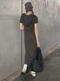 最安値✨ LAGUA GEM✨ POCKET HOODIE ロングワンピース