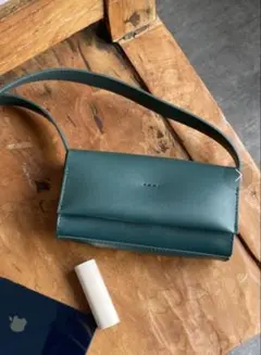 【美品♡】YAHKI/ヤーキ VEGAN LEATHER スクエアボディバッグ