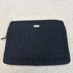 COACH クロスグレインレザー・ジップ タブレットケース RED - メルカリ