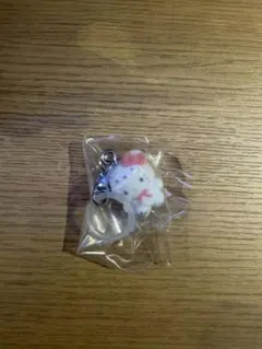 サンリオキャラクターズ　ふわふわスノー　めじるしアクセサリー　ハローキティ