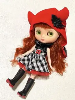 Item thumbnail for item ee3740e4-301c-4f7e-96f4-063623c7b409