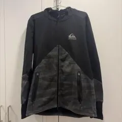 QUIKSILVER ジップアップパーカー 最終値下げ中！