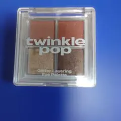 twinkle pop グリッターレイヤリングアイパレット 100のサムネイル