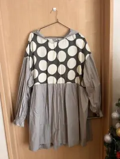 ドット柄長袖チュニック グレー×ホワイト